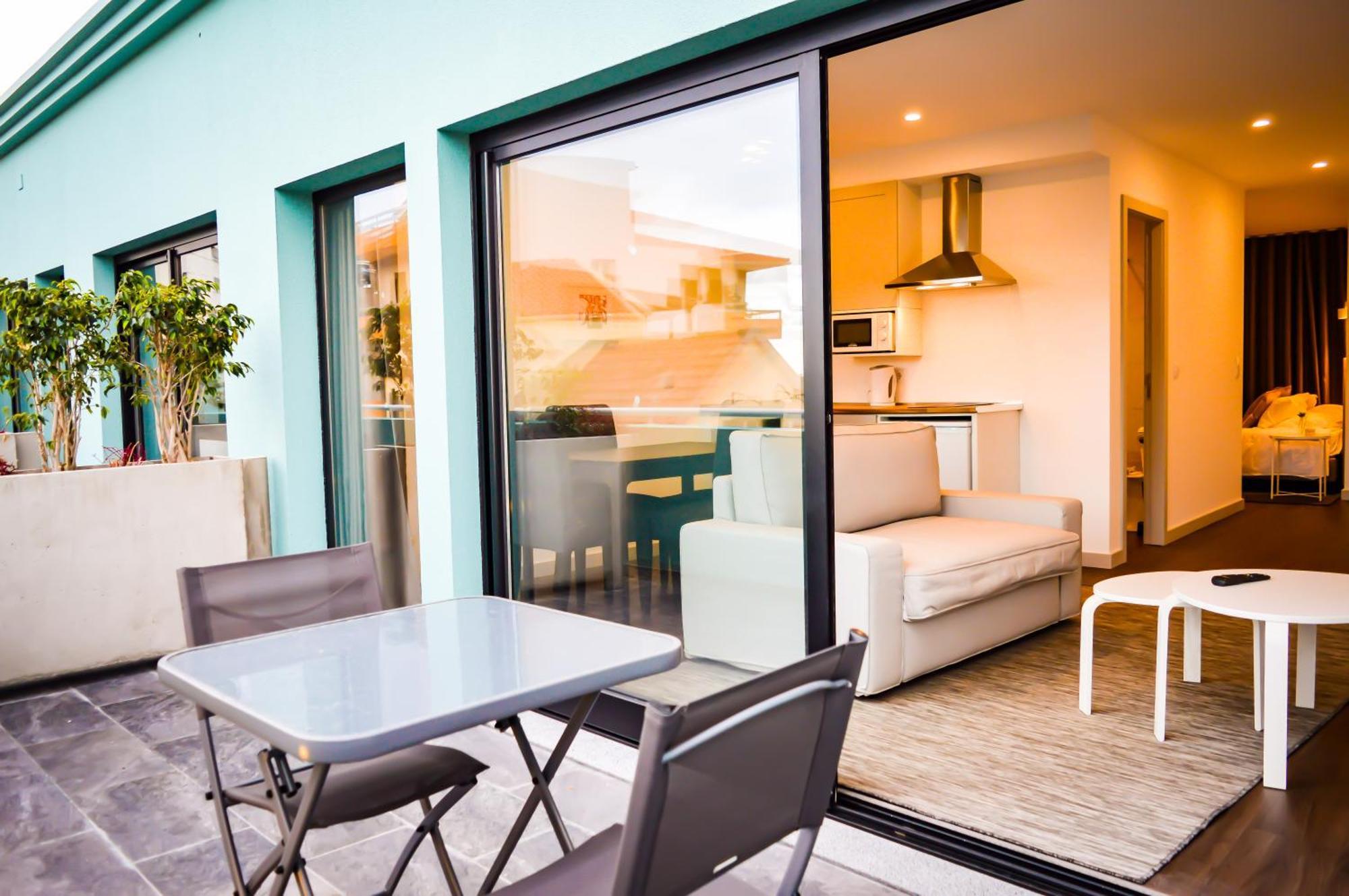Cba Suites Madeira Фуншал Екстериор снимка