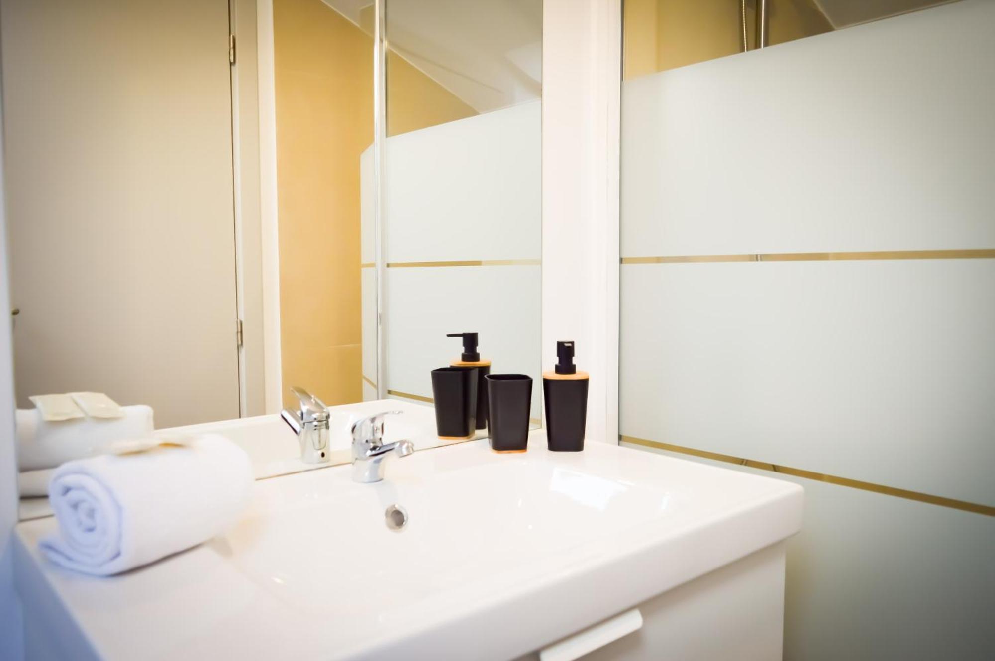 Cba Suites Madeira Фуншал Екстериор снимка
