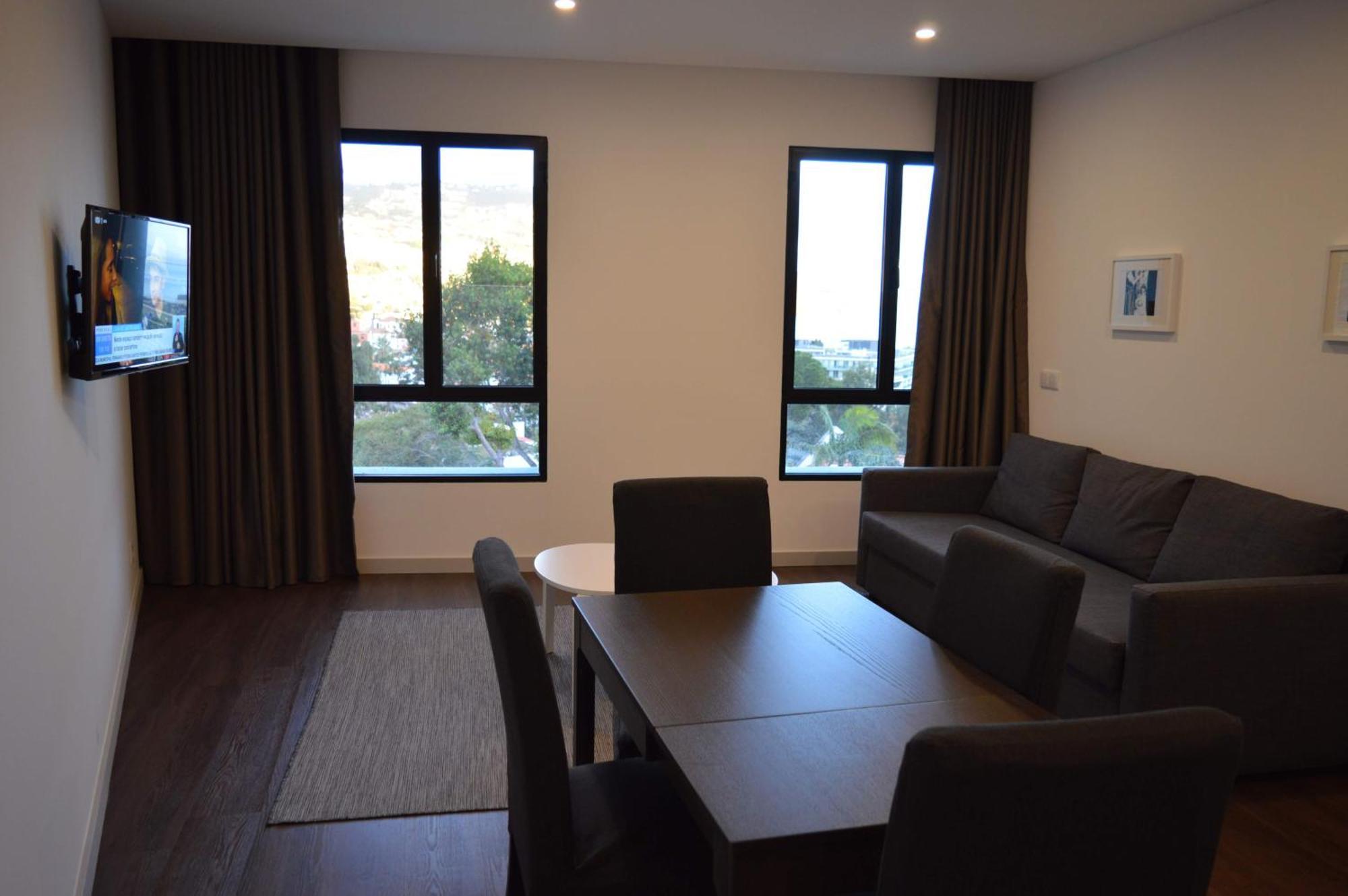 Cba Suites Madeira Фуншал Екстериор снимка