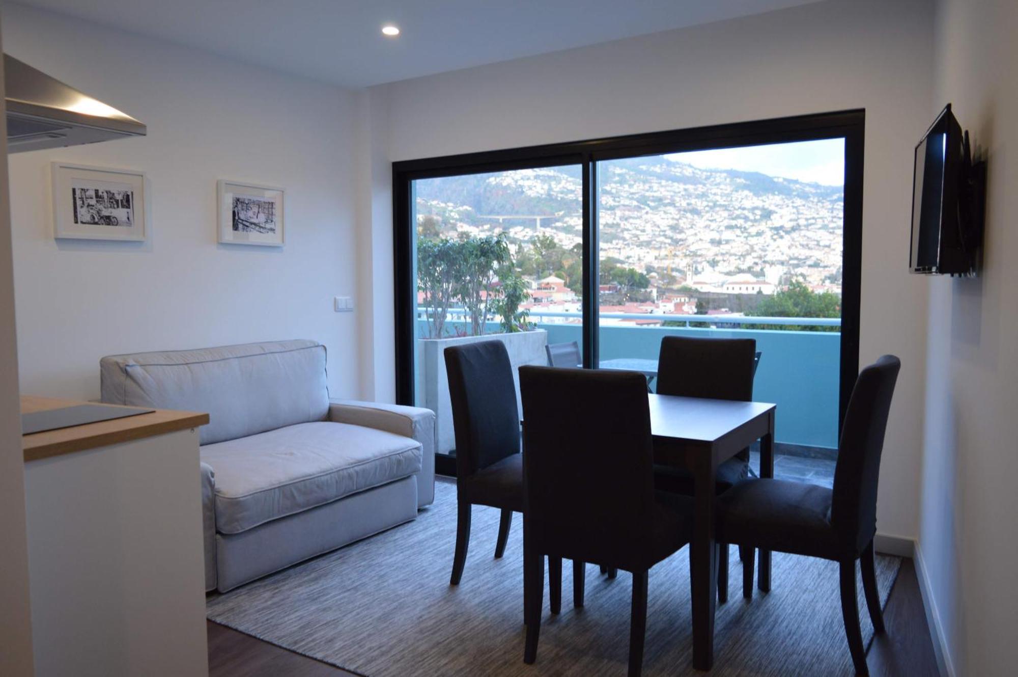 Cba Suites Madeira Фуншал Екстериор снимка